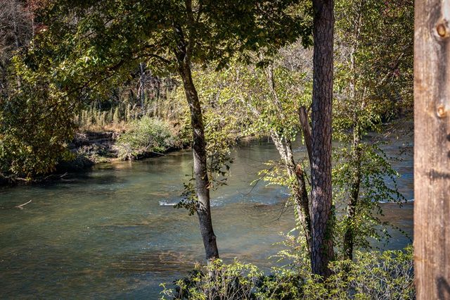 $1,976,000 | 19 River Chase Way, Mineral Bluff, GA 30559