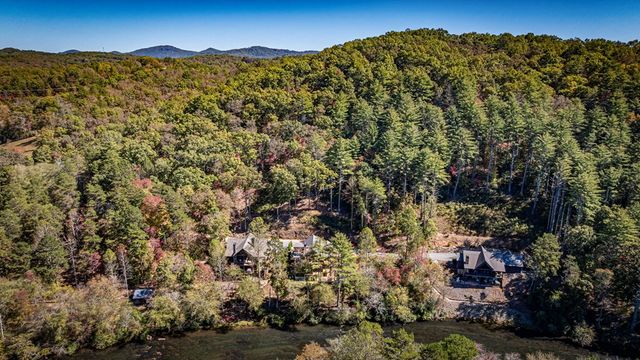 $1,976,000 | 19 River Chase Way, Mineral Bluff, GA 30559