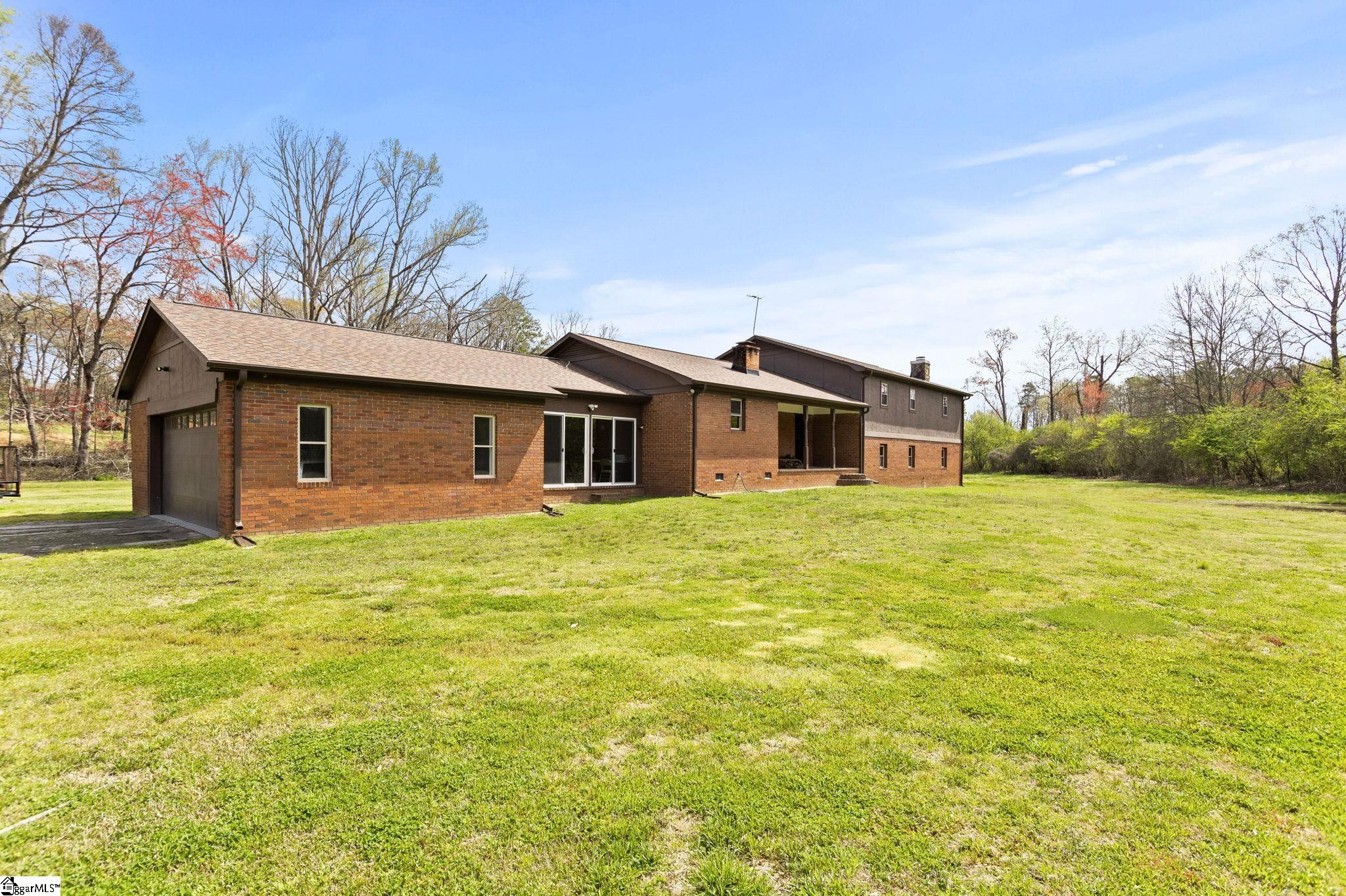 743 Boling Road Taylors, SC 29687 - Photo 1 of 36 Gallery Image 1