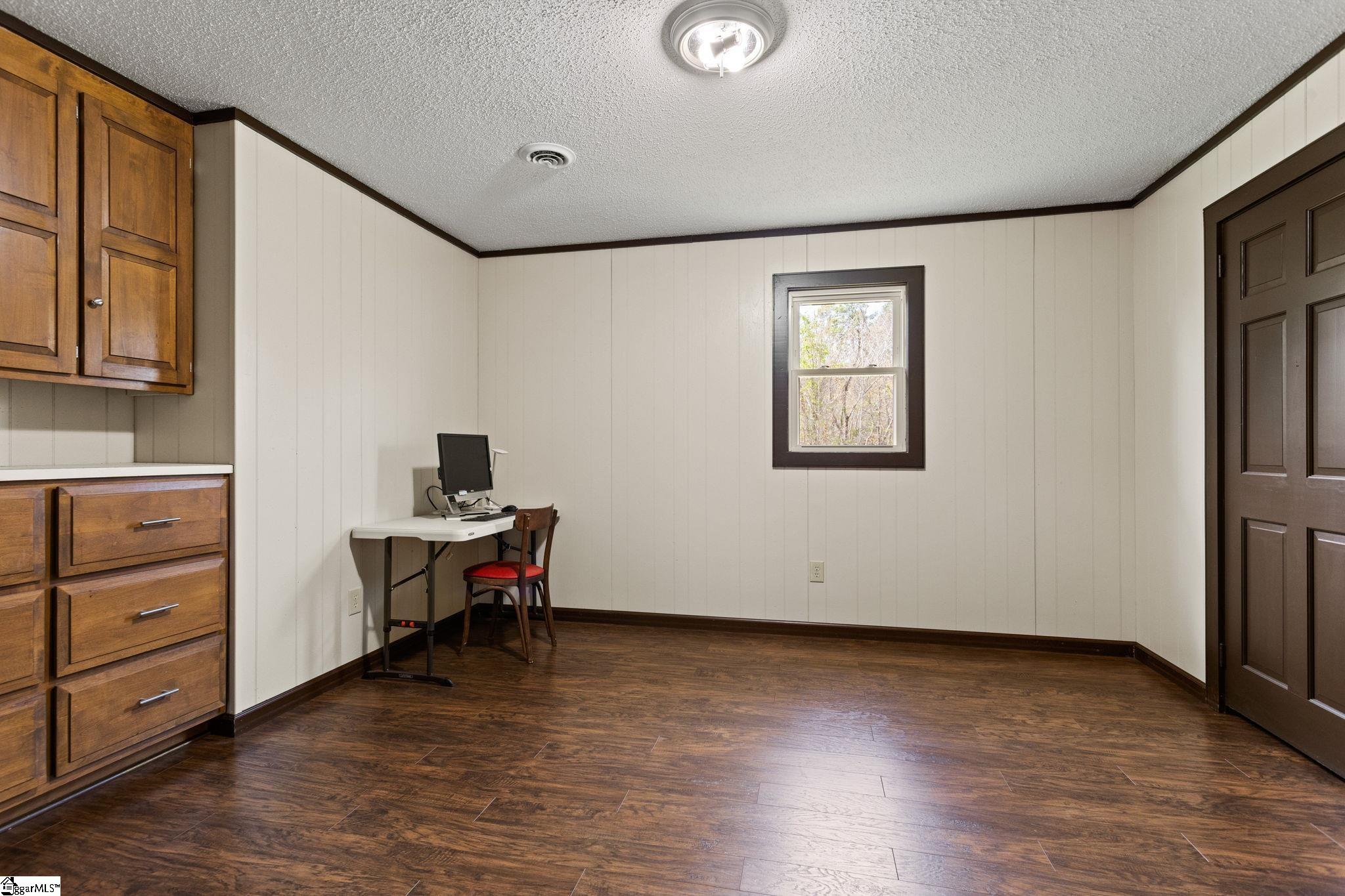 743 Boling Road Taylors, SC 29687 - Photo 13 of 36 Gallery Image 13