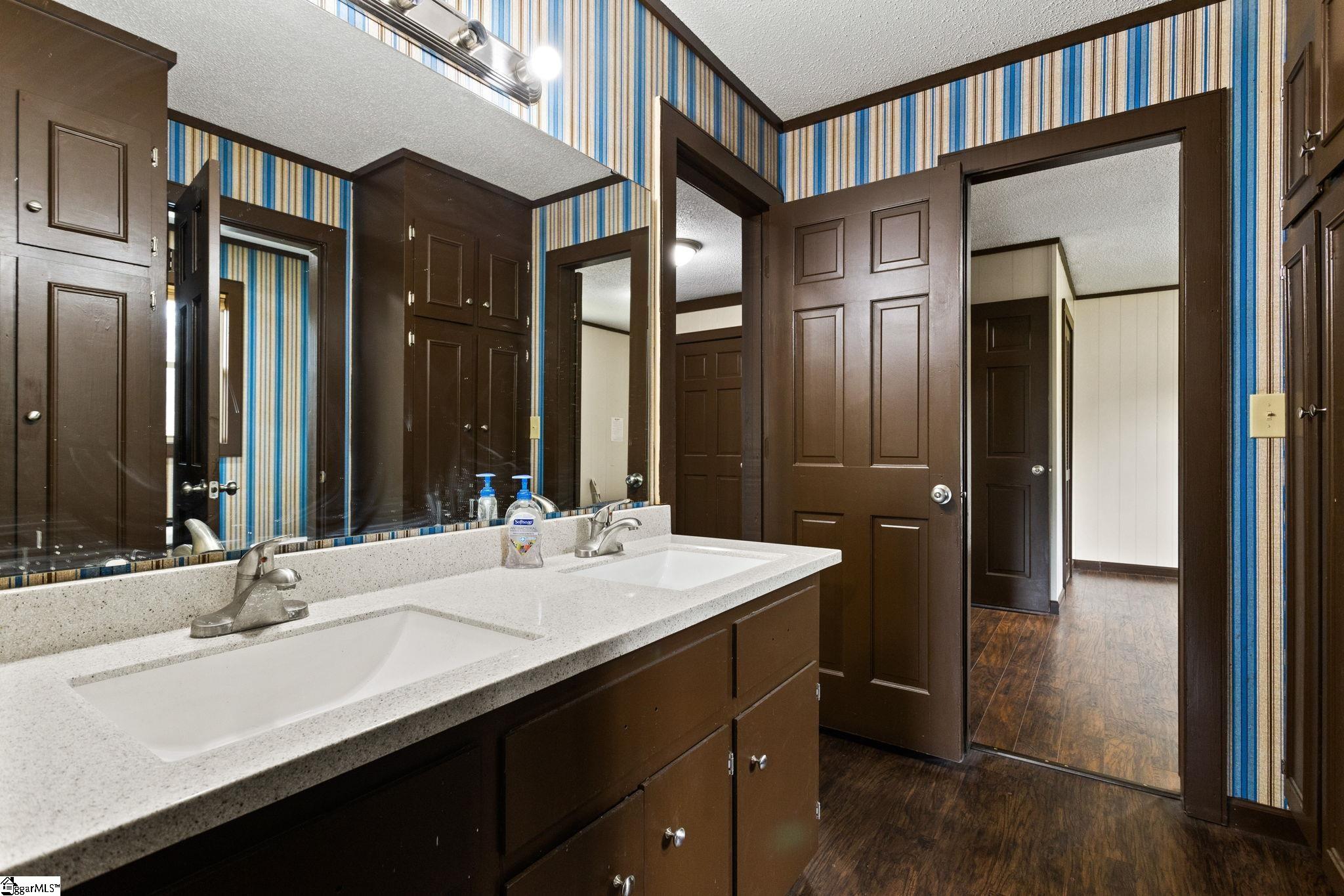 743 Boling Road Taylors, SC 29687 - Photo 17 of 36 Gallery Image 17