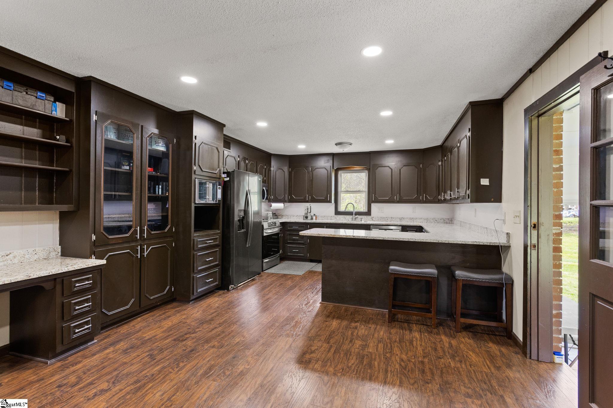 743 Boling Road Taylors, SC 29687 - Photo 2 of 36 Gallery Image 2