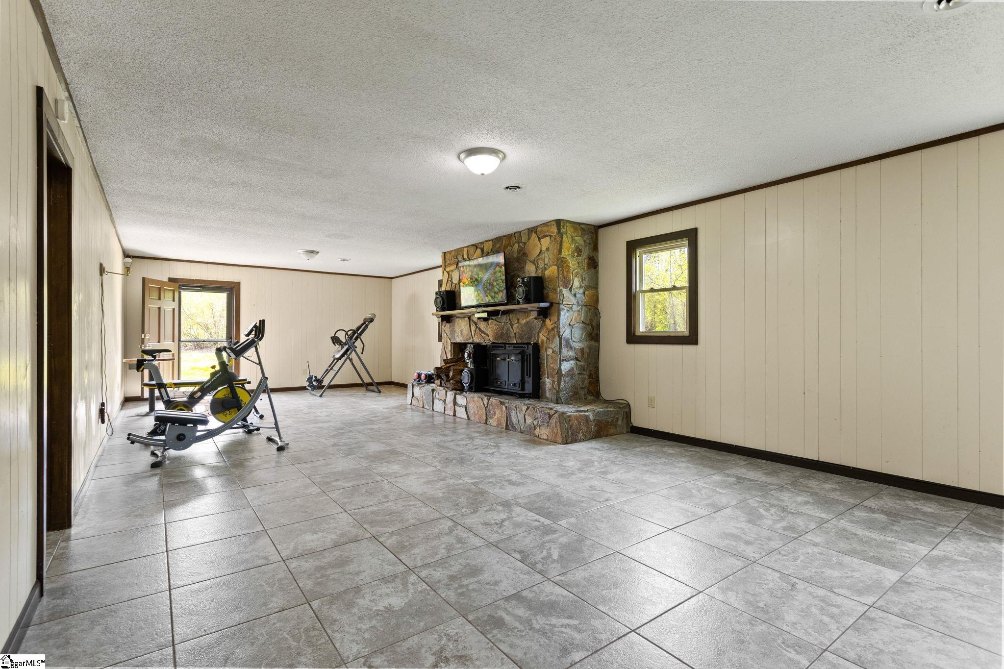743 Boling Road Taylors, SC 29687 - Photo 24 of 36 Gallery Image 24