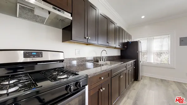 $1,395 | 1117 South Westlake Avenue, Unit 306, Los Angeles, CA 90006