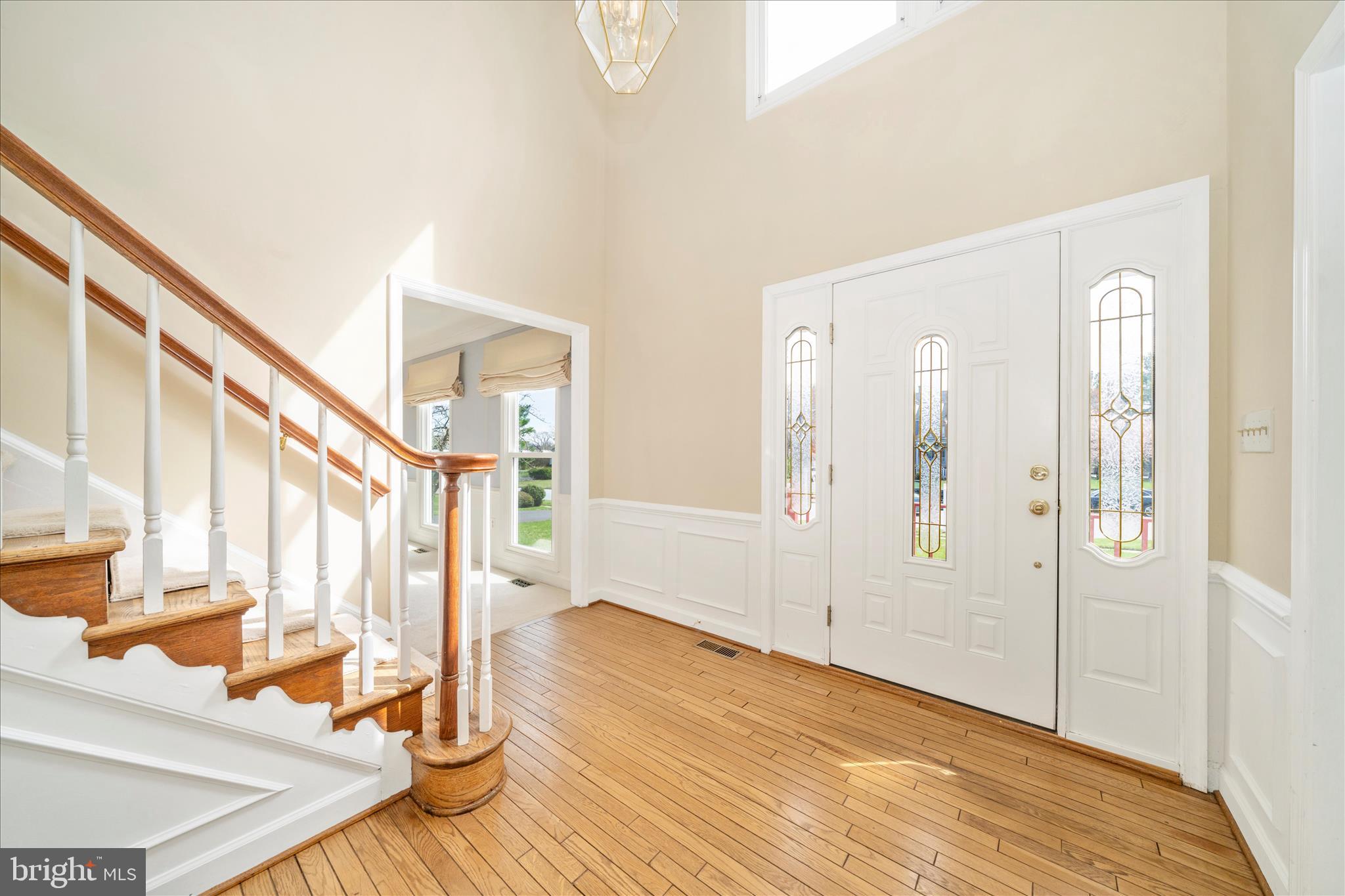 17004 Spates Hill Road Poolesville, MD 20837 - Photo 4 of 67 a view of an entryway with wooden floor