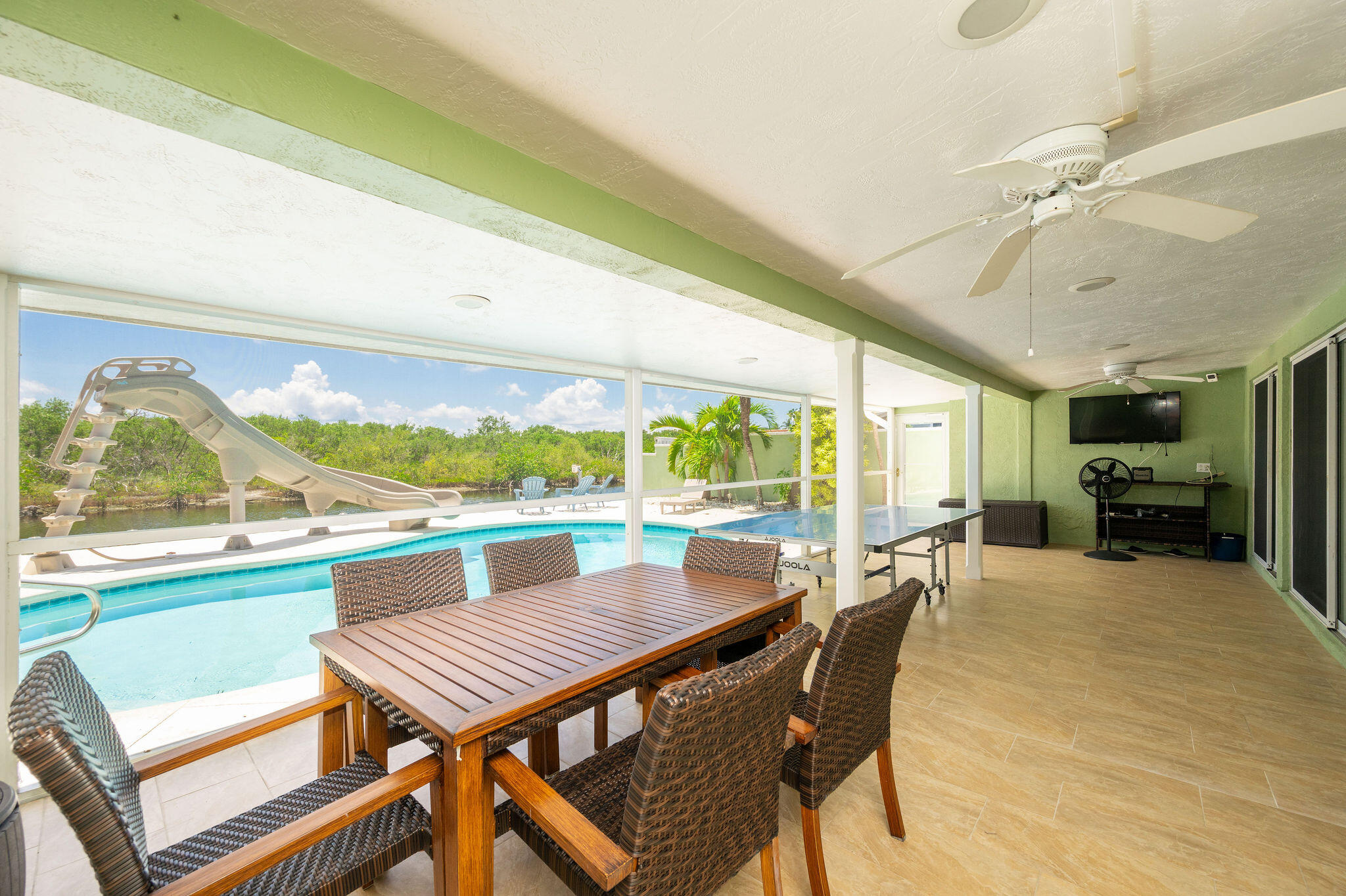 3206 Riviera Drive Key West, FL 33040 - Photo 17 of 24 Enclosed patio