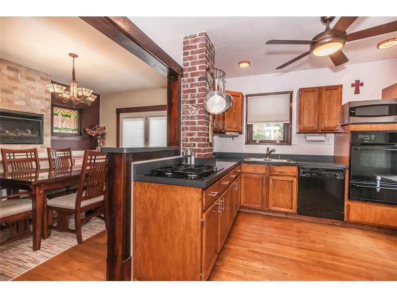 3963 Evergreen Road Observatory Hill, PA 15214 - Photo 11 of 25 Kitchen.