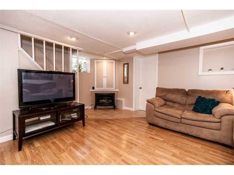 3963 Evergreen Road Observatory Hill, PA 15214 - Photo 21 of 25 Family Room. LOWER LEVEL