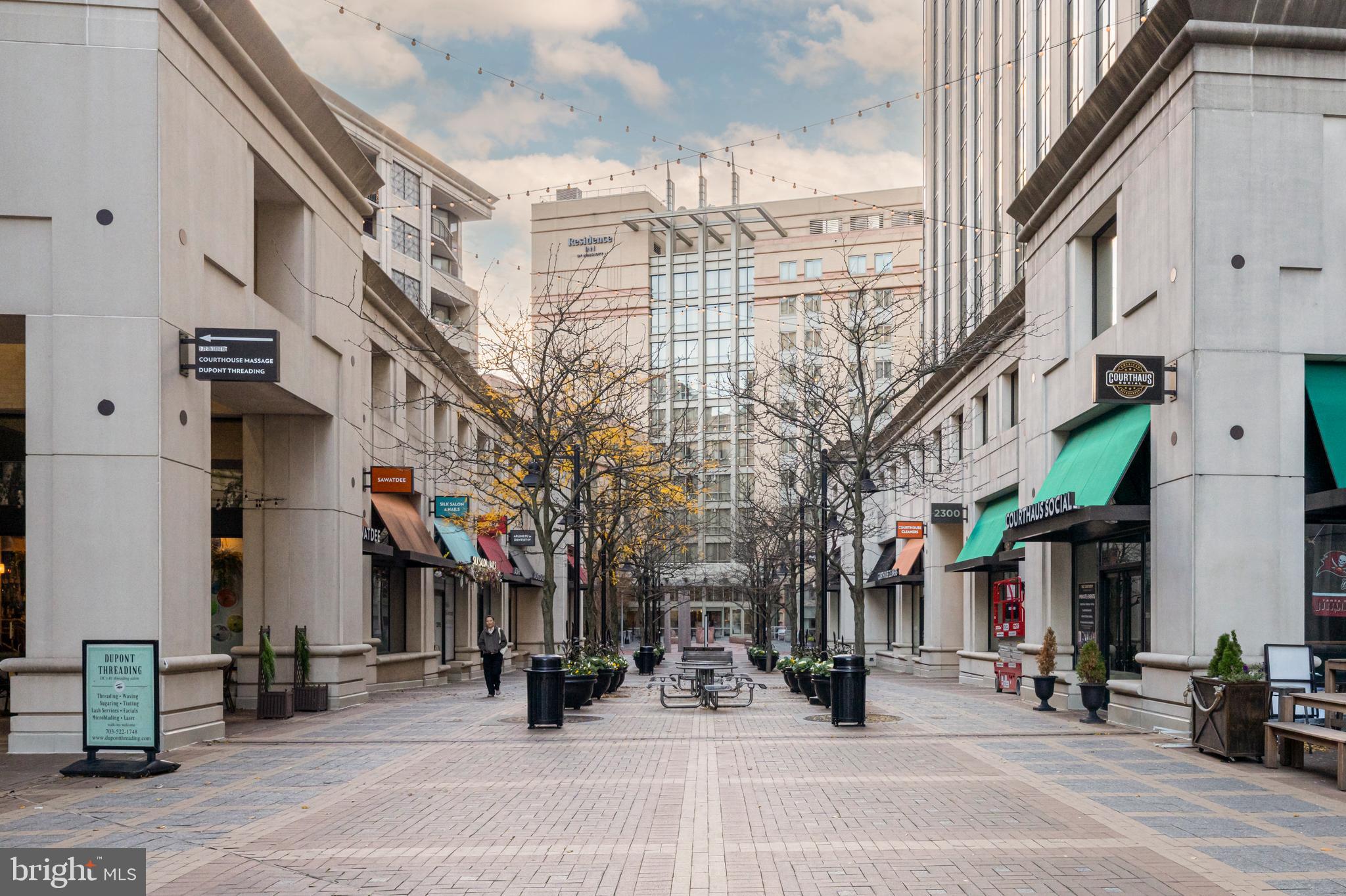 1600 Clarendon Boulevard, Unit W108 Arlington, VA 22209 - Photo 44 of 50 a view of a building with street
