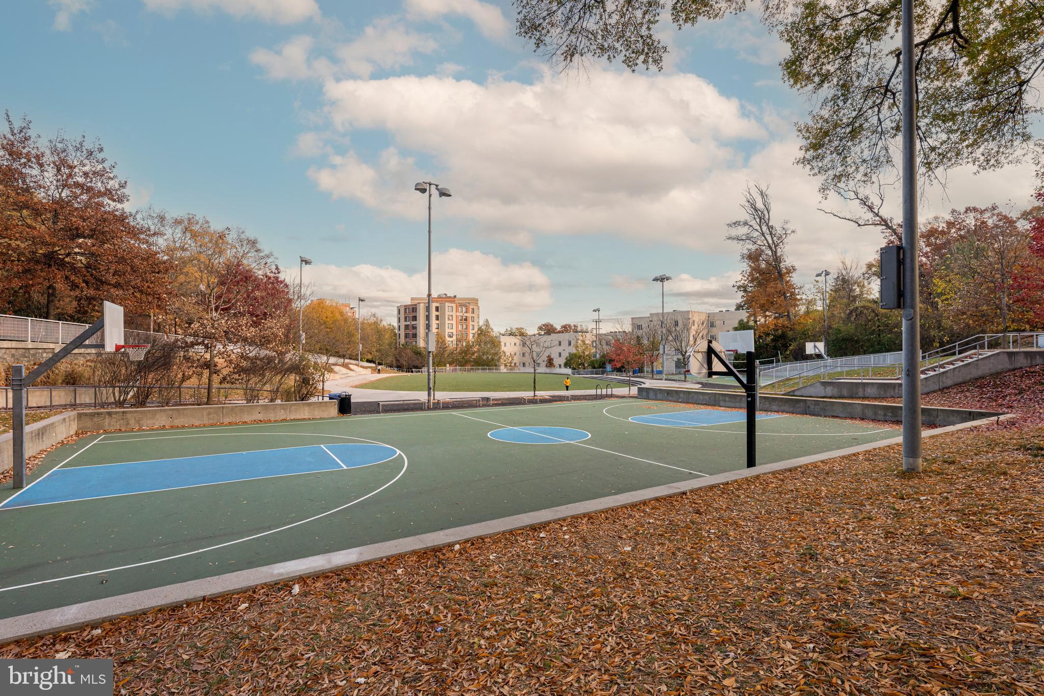 1600 Clarendon Boulevard, Unit W108 Arlington, VA 22209 - Photo 48 of 50 a view of a city