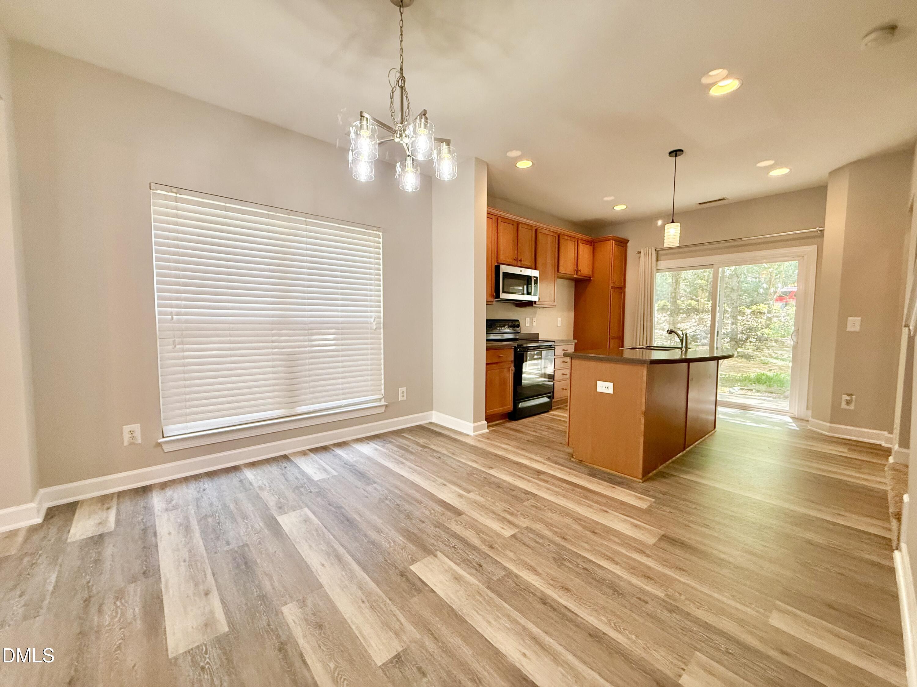 8815 Orchard Grove Way Raleigh, NC 27612 - Photo 5 of 16 8815 Orchard Grove Dining