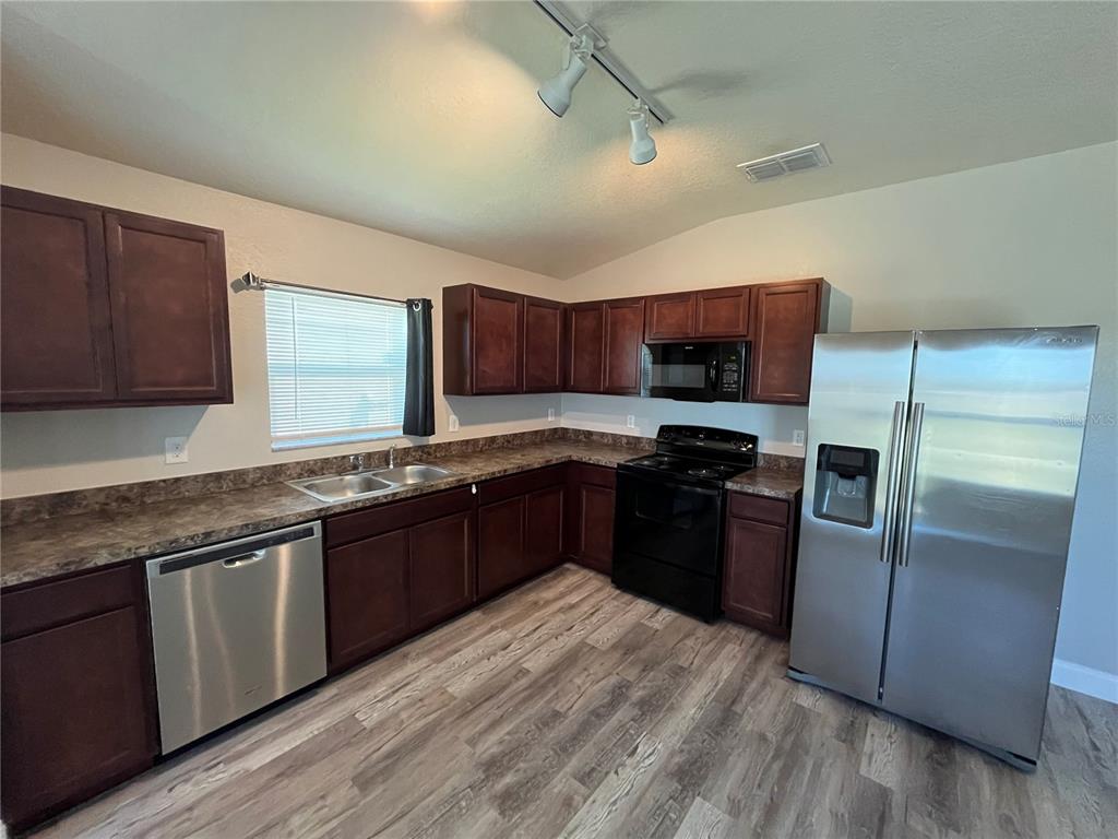 4167 Sand Ridge Boulevard Spring Hill, FL 34609 - Photo 9 of 24