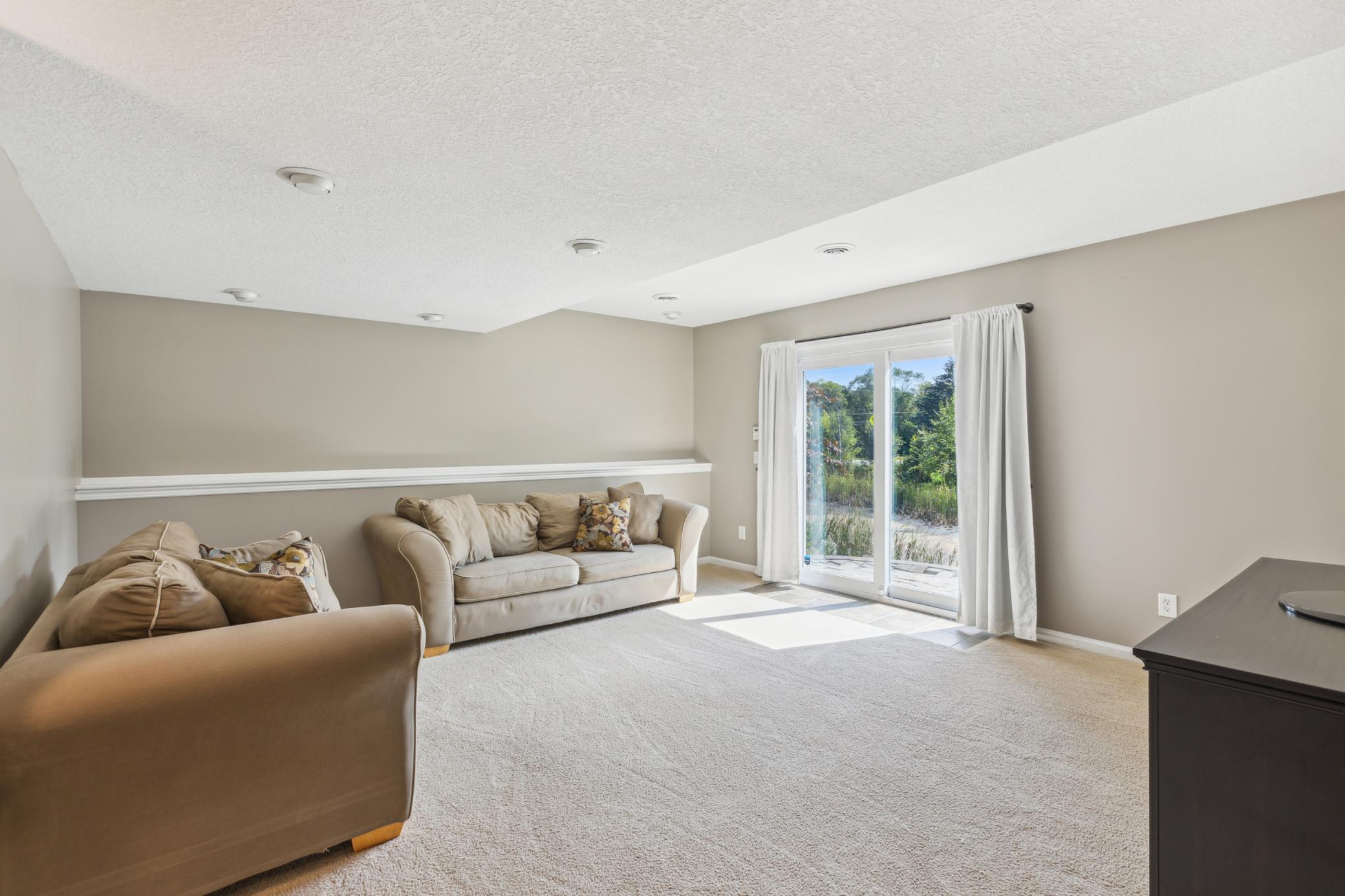 87 Castle Ridge Court Chanhassen, MN 55317 - Photo 15 of 24