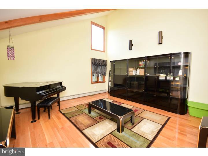 1251 Leedom Road Havertown, PA 19083 - Photo 12 of 25 Gallery Image 12