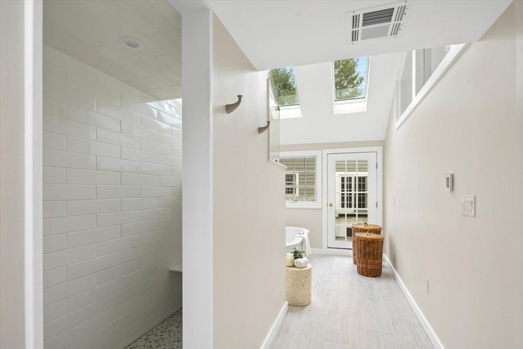 1 Hitching Post Lane Hingham, MA 02043 - Photo 26 of 37