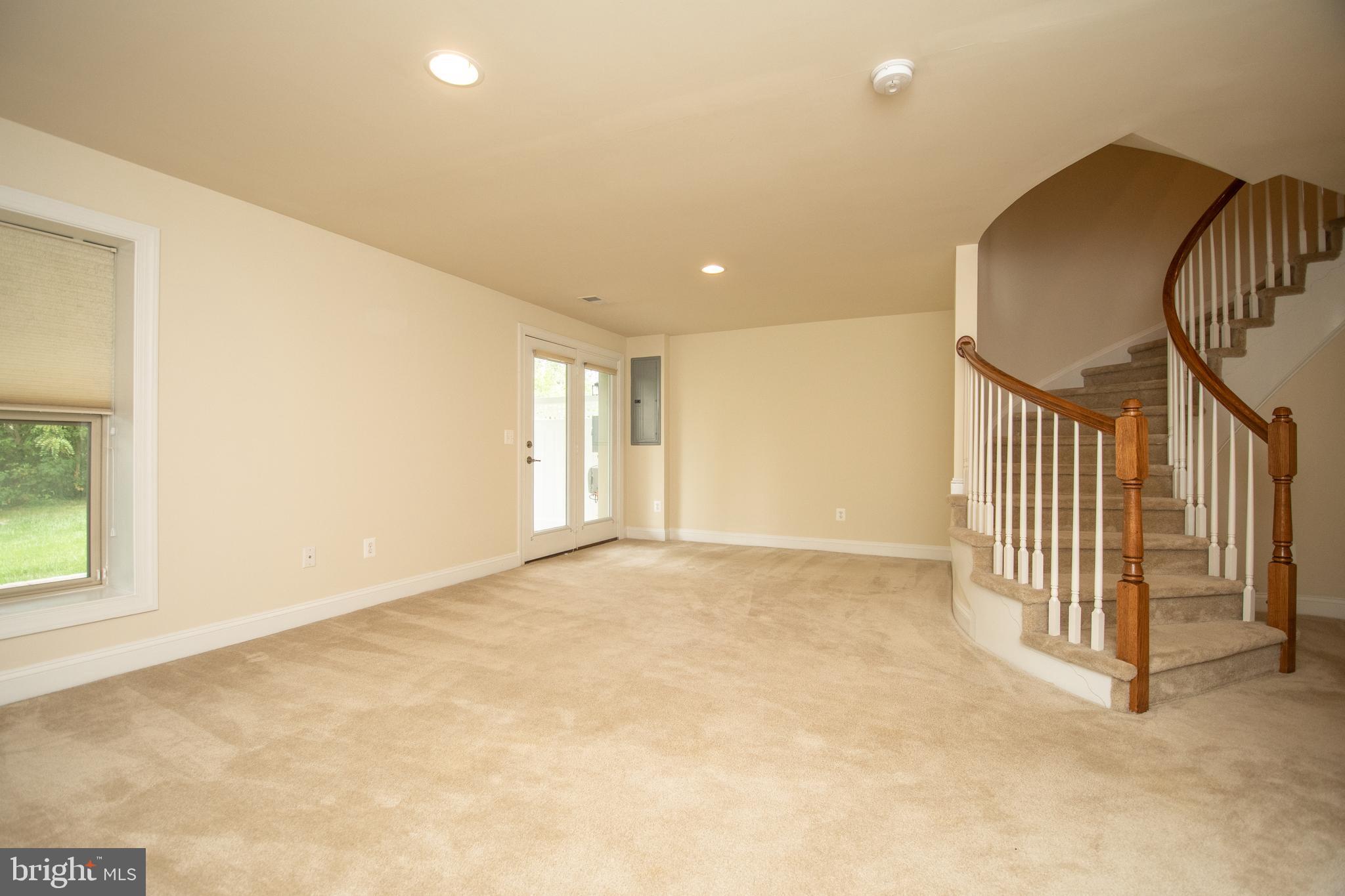 22199 Falling Terrace Ashburn, VA 20148 - Photo 13 of 58