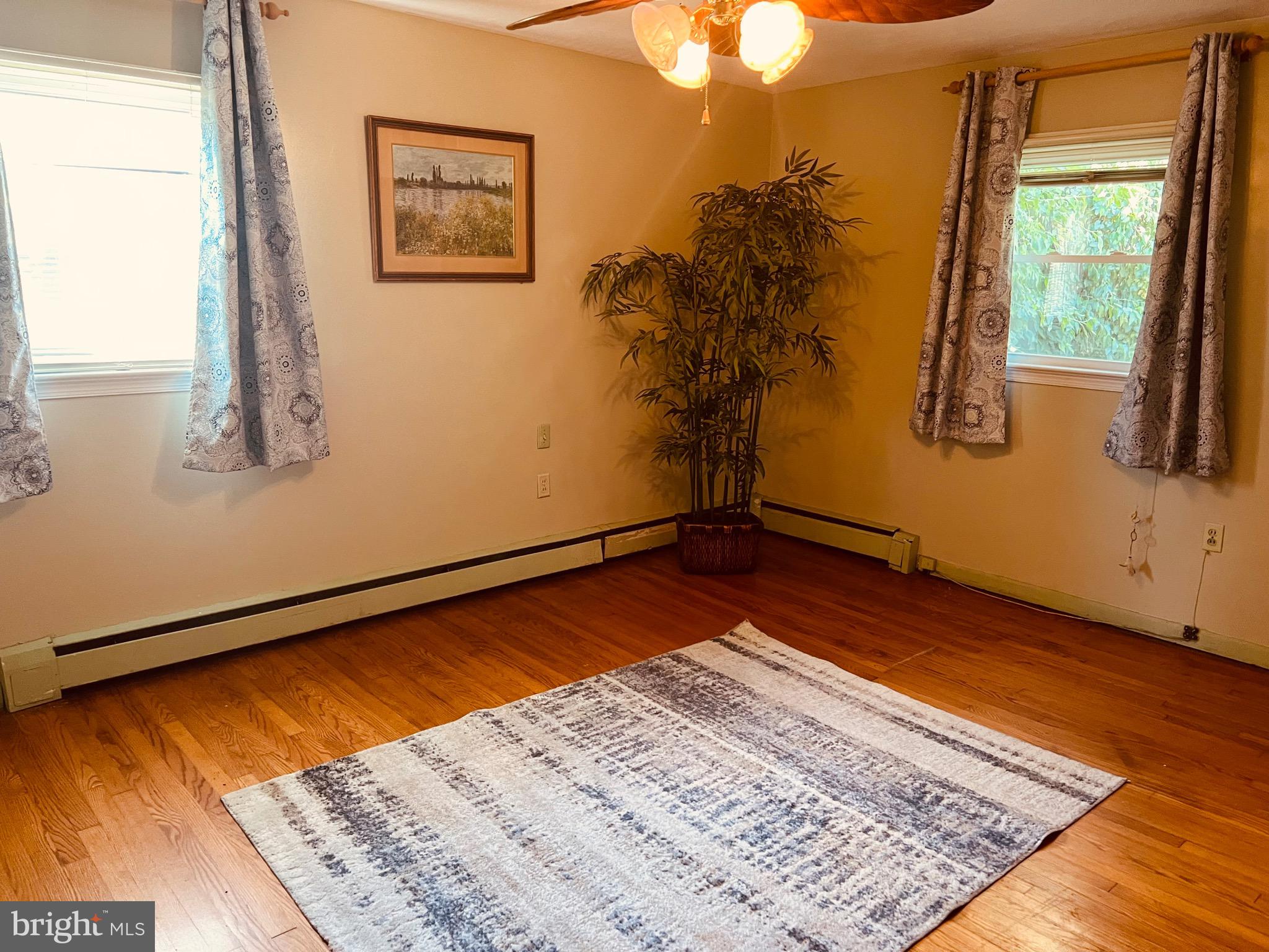 425 Beechcroft Road Winchester, VA 22601 - Photo 4 of 21 a view of an empty room and window