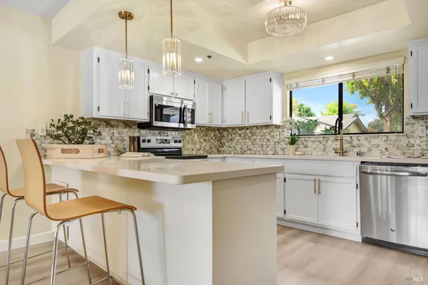 $828,000 | 1639 San Vicente Avenue, Napa, CA 94558