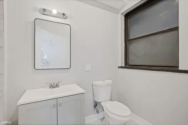 $3,695 | 4359 South King Drive, Unit 3, Chicago, IL 60653