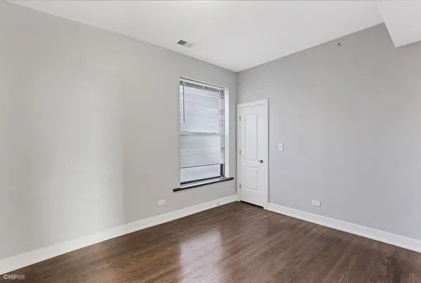 $3,695 | 4359 South King Drive, Unit 3, Chicago, IL 60653