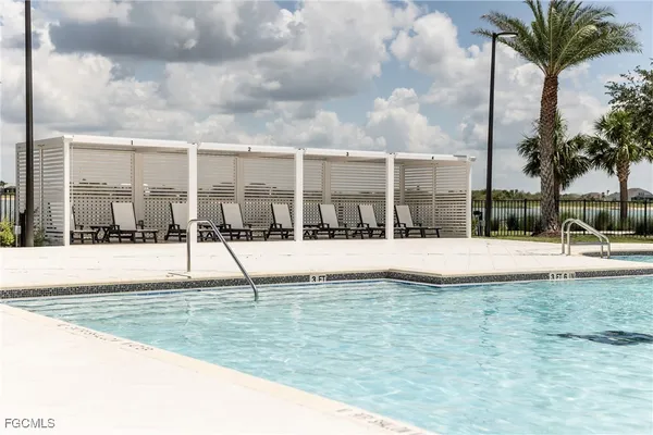 $5,000 | 15275 Grn Acrs Avenue, Unit 323, Punta Gorda, FL 33982
