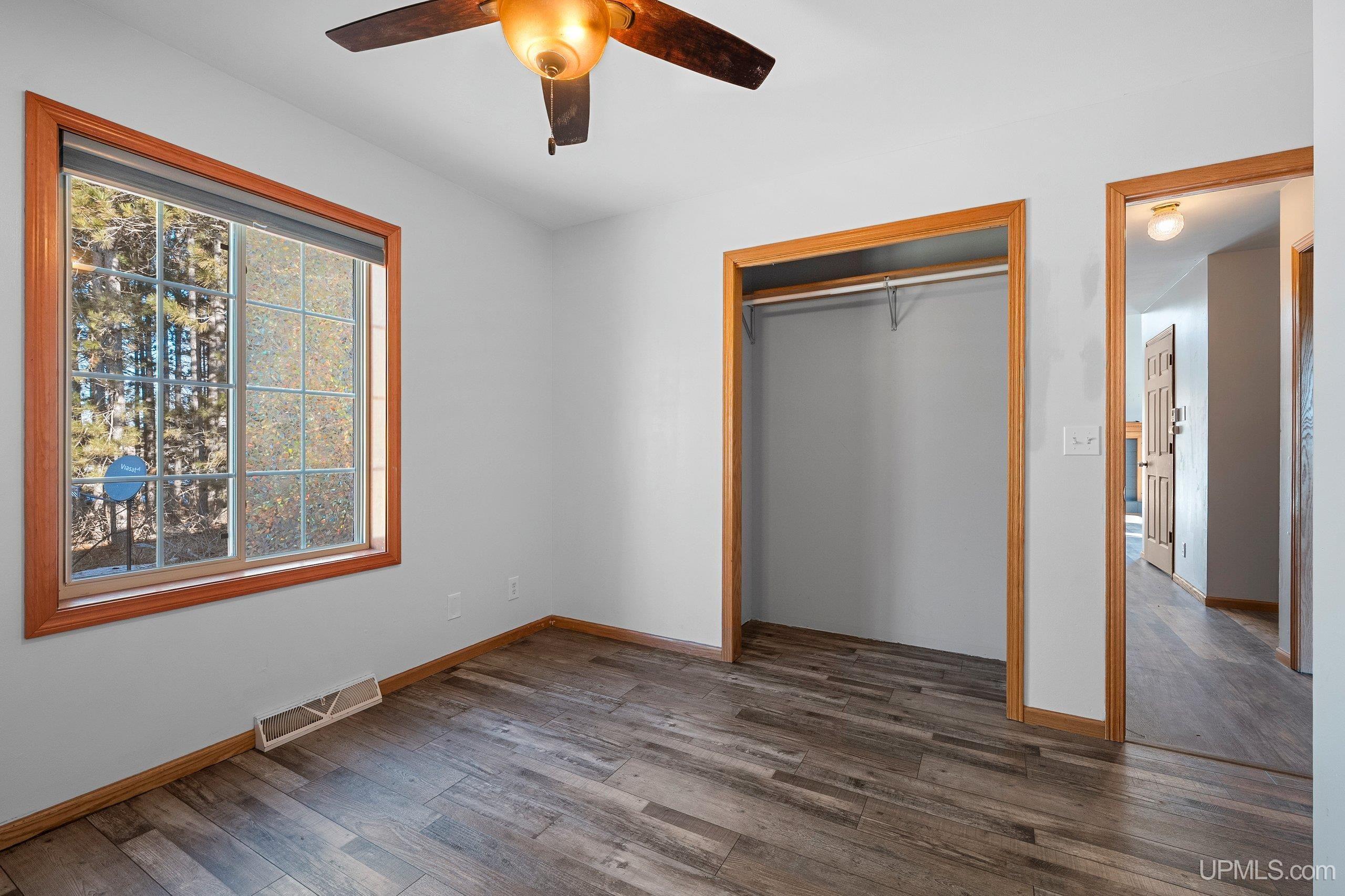 985 Van Ginkel Road Niagara, WI 54151 - Photo 12 of 26