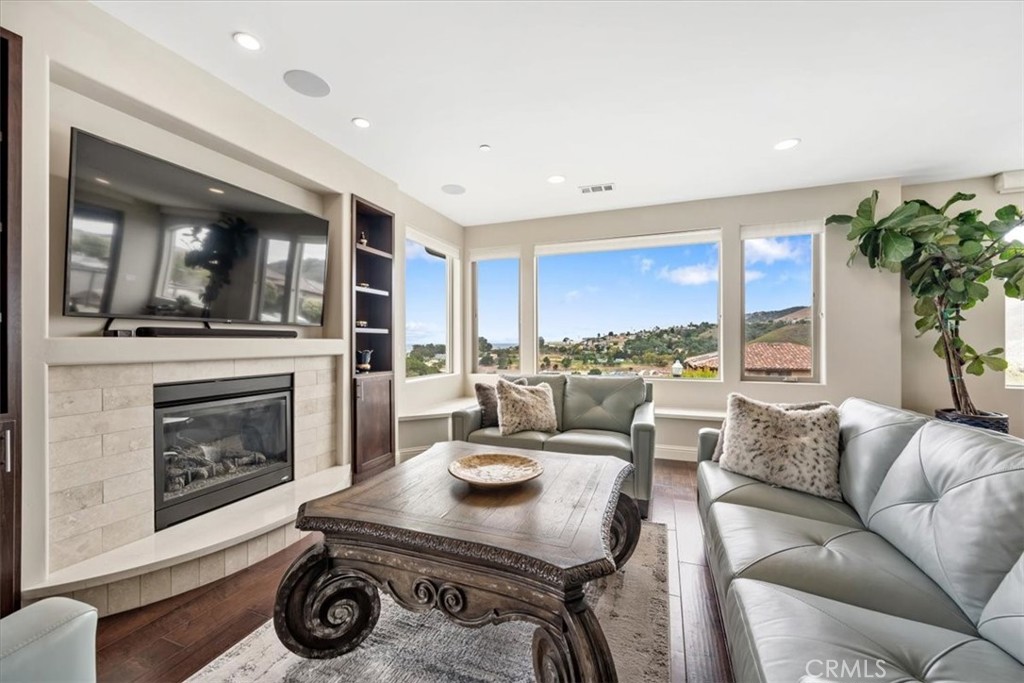 207 Princessa Lane Pismo Beach, CA 93449 - Photo 4 of 38