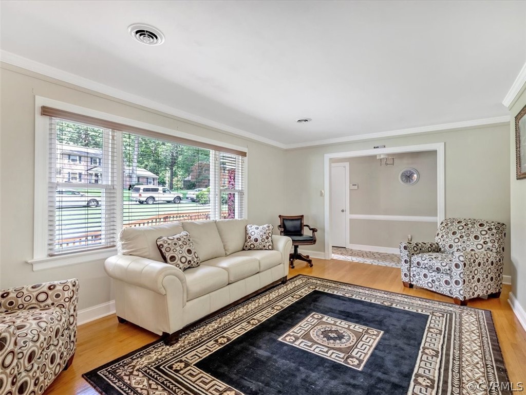 3619 Falstone Road Richmond, VA 23234 - Photo 8 of 35 Gallery Image 8