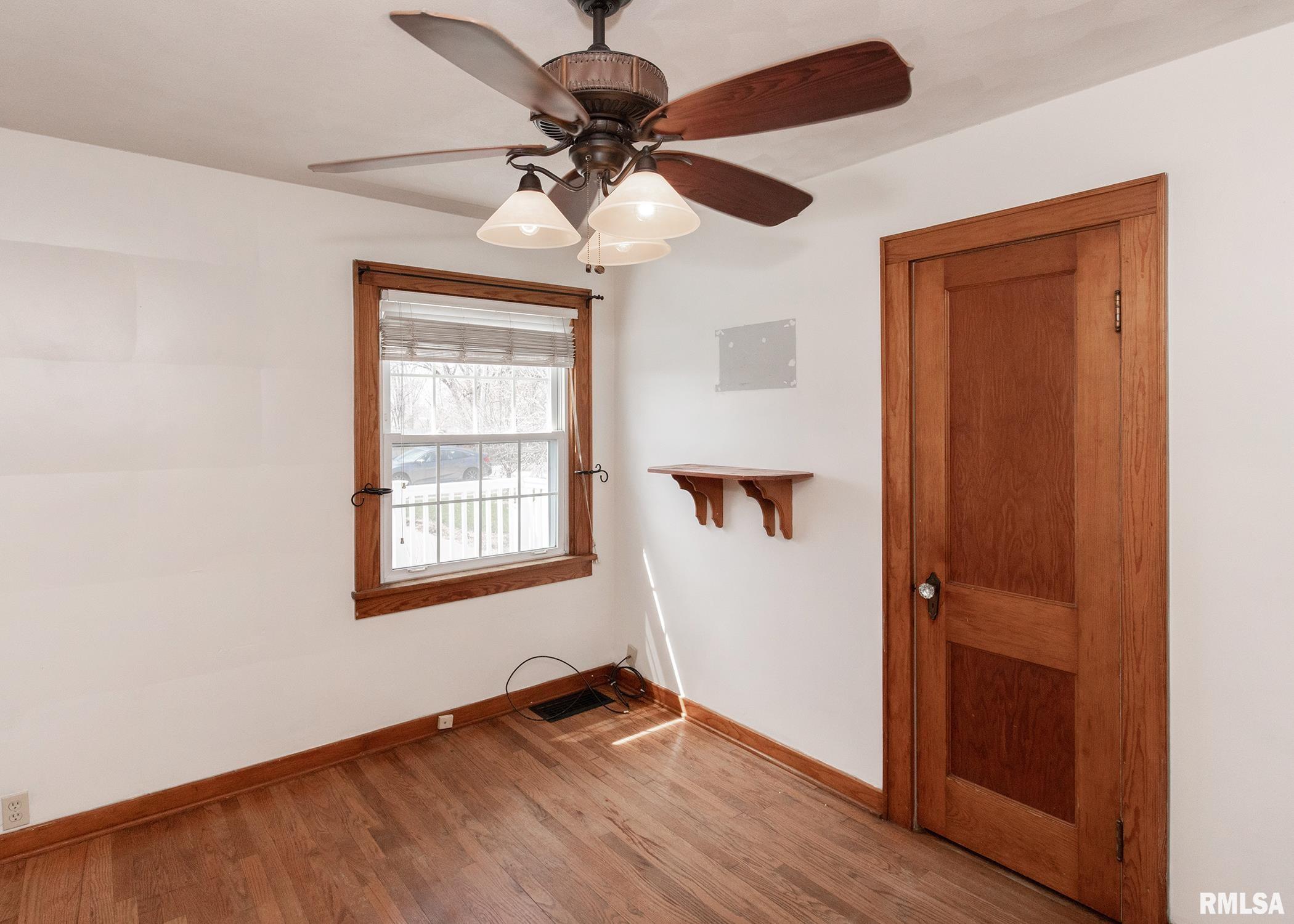 407 Maple Street Colona, IL 61241 - Photo 13 of 32 Gallery Image 13