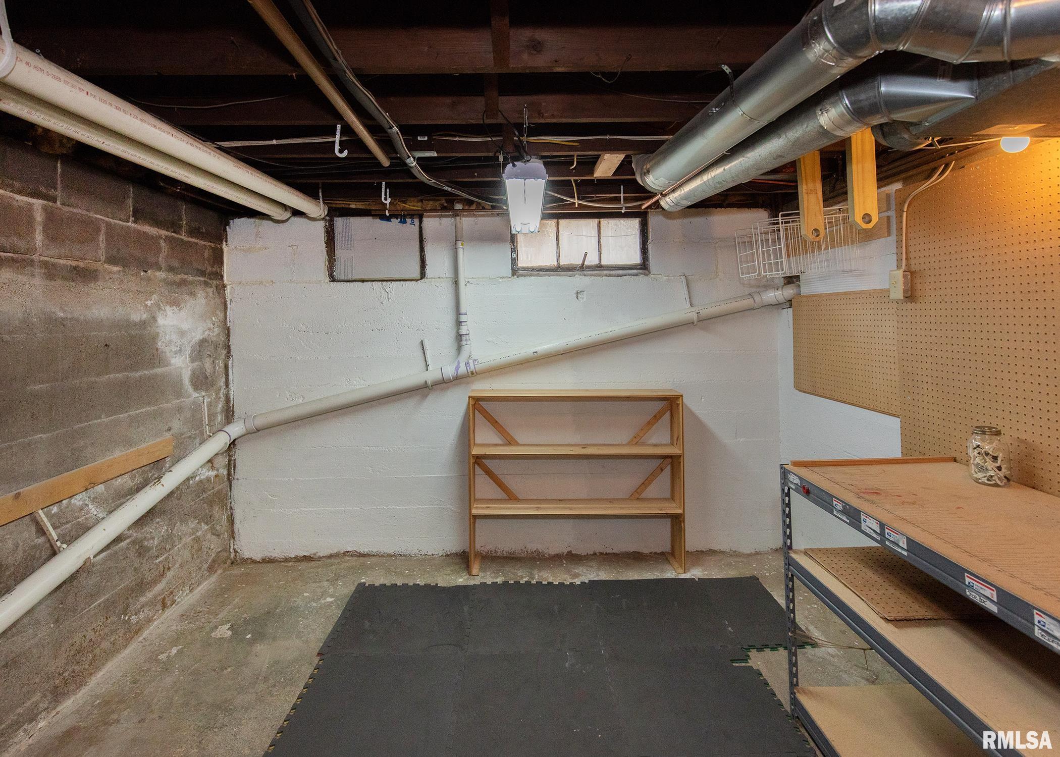 407 Maple Street Colona, IL 61241 - Photo 27 of 32 Gallery Image 27
