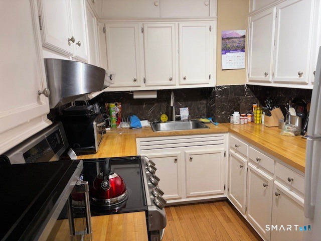 80 Cartright Street, Unit PHA Bridgeport, CT 06604 - Photo 8 of 16