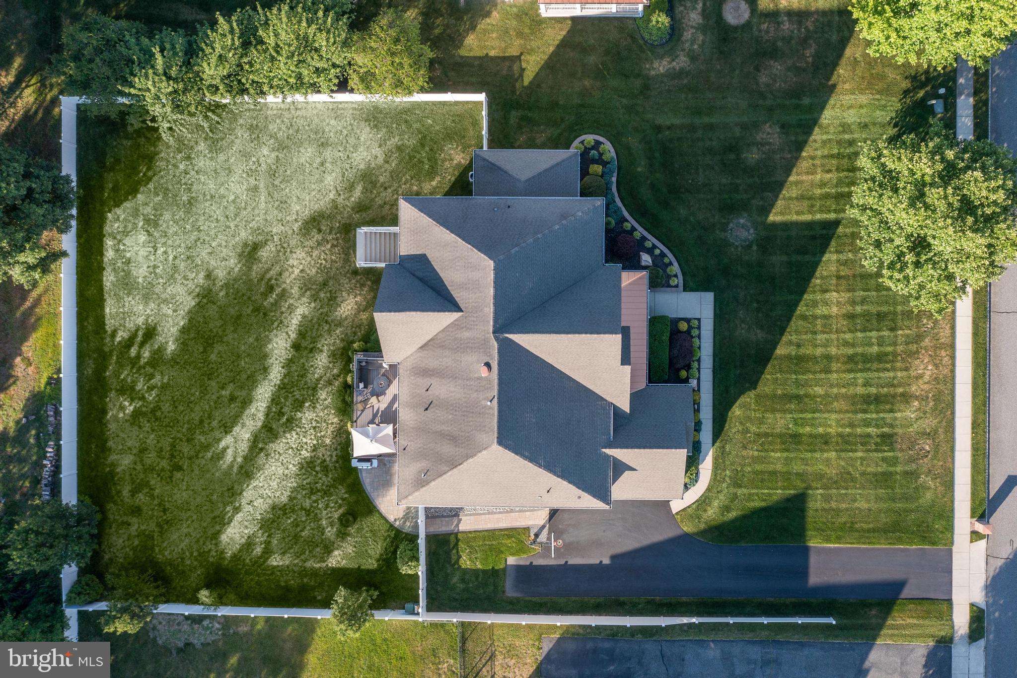 811 Castleton Drive Mickleton, NJ 08056 - Photo 52 of 52 an aerial view of a house