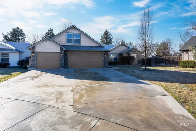 $549,900 | 2217 East Satterfield Street, Meridian, ID 83646