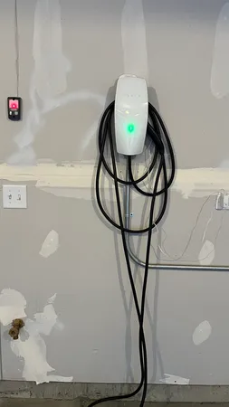 $3,950 | 319 Elm Ct., Unit 319, Mount Prospect, IL 60056