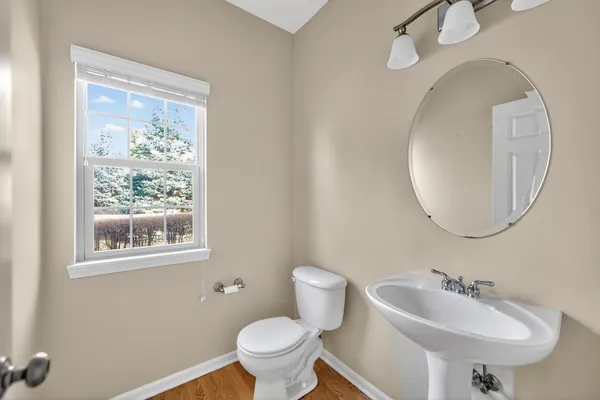 $524,000 | 368 Kingsbury Drive, DeKalb, IL 60115