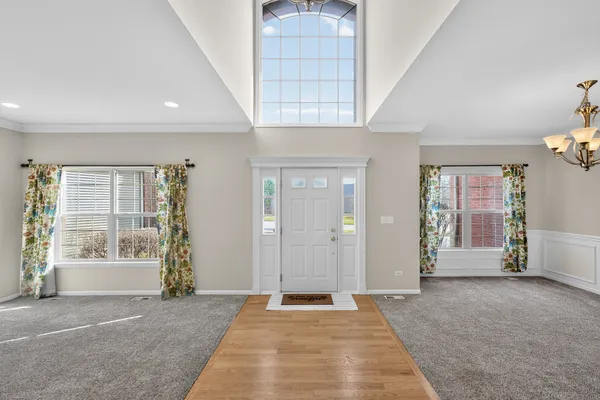 $524,000 | 368 Kingsbury Drive, DeKalb, IL 60115