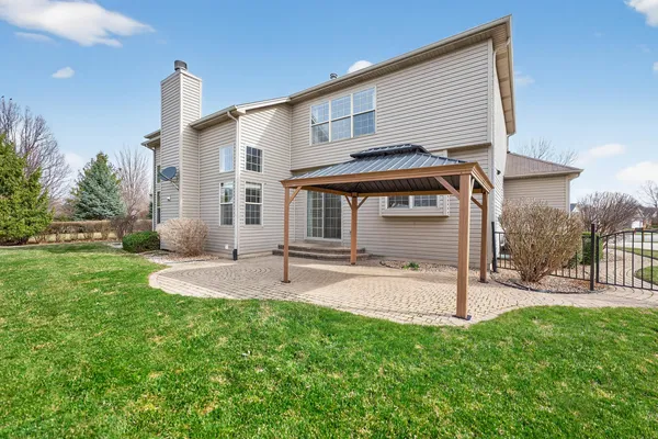 $524,000 | 368 Kingsbury Drive, DeKalb, IL 60115