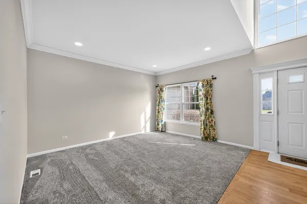 $524,000 | 368 Kingsbury Drive, DeKalb, IL 60115