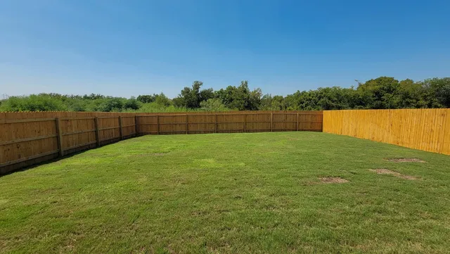 $1,900 | 245 Texoma Street, Kyle, TX 78640