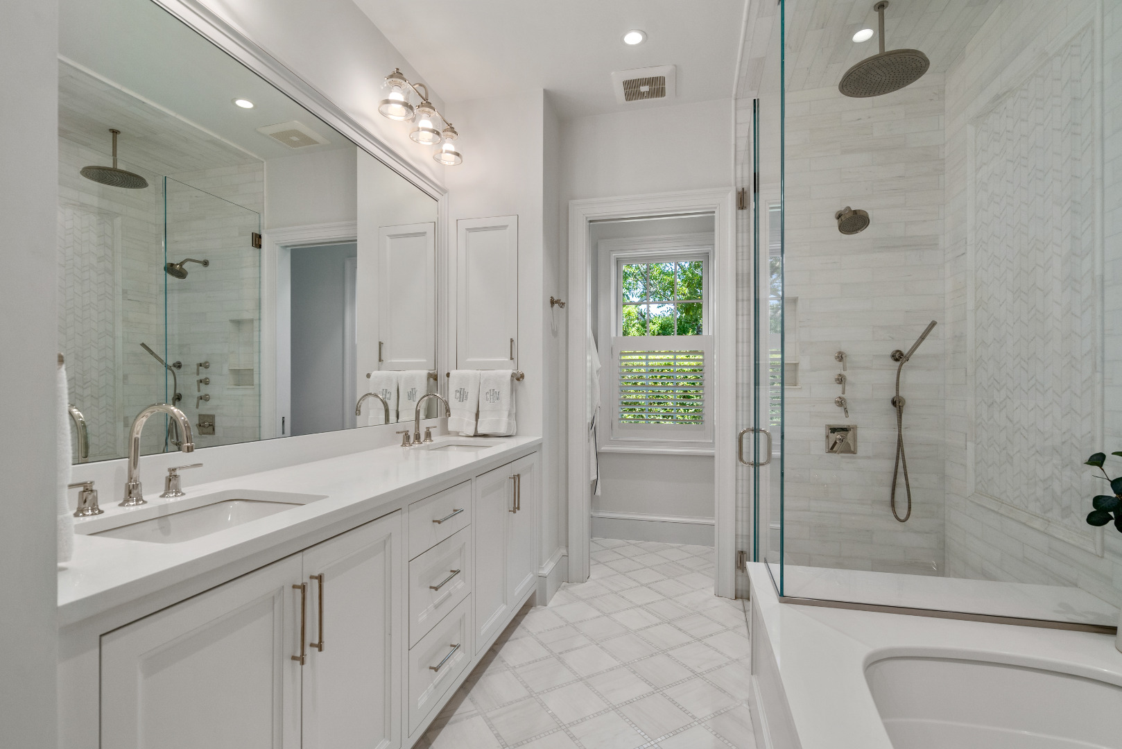 35 Burnell Street Nantucket, MA 02554 - Photo 17 of 48