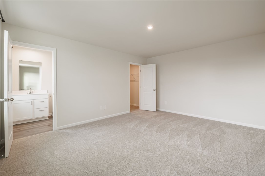 259 Nevins Road Henrietta, NY 14467 - Photo 8 of 21