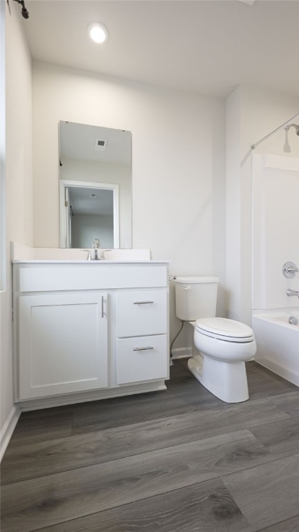 259 Nevins Road Henrietta, NY 14467 - Photo 9 of 21 En-suite bath