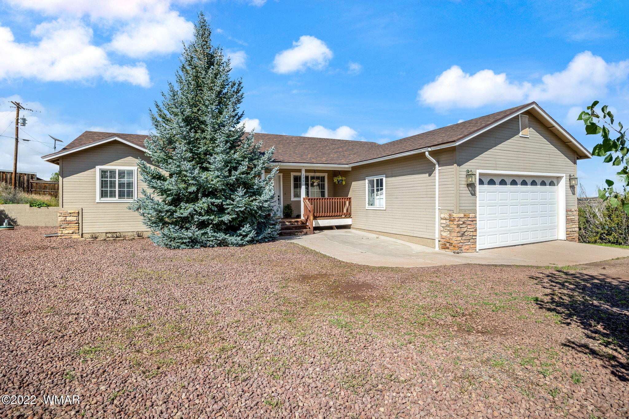 290 East Trammel Lane Springerville, AZ 85938 - Photo 2 of 31