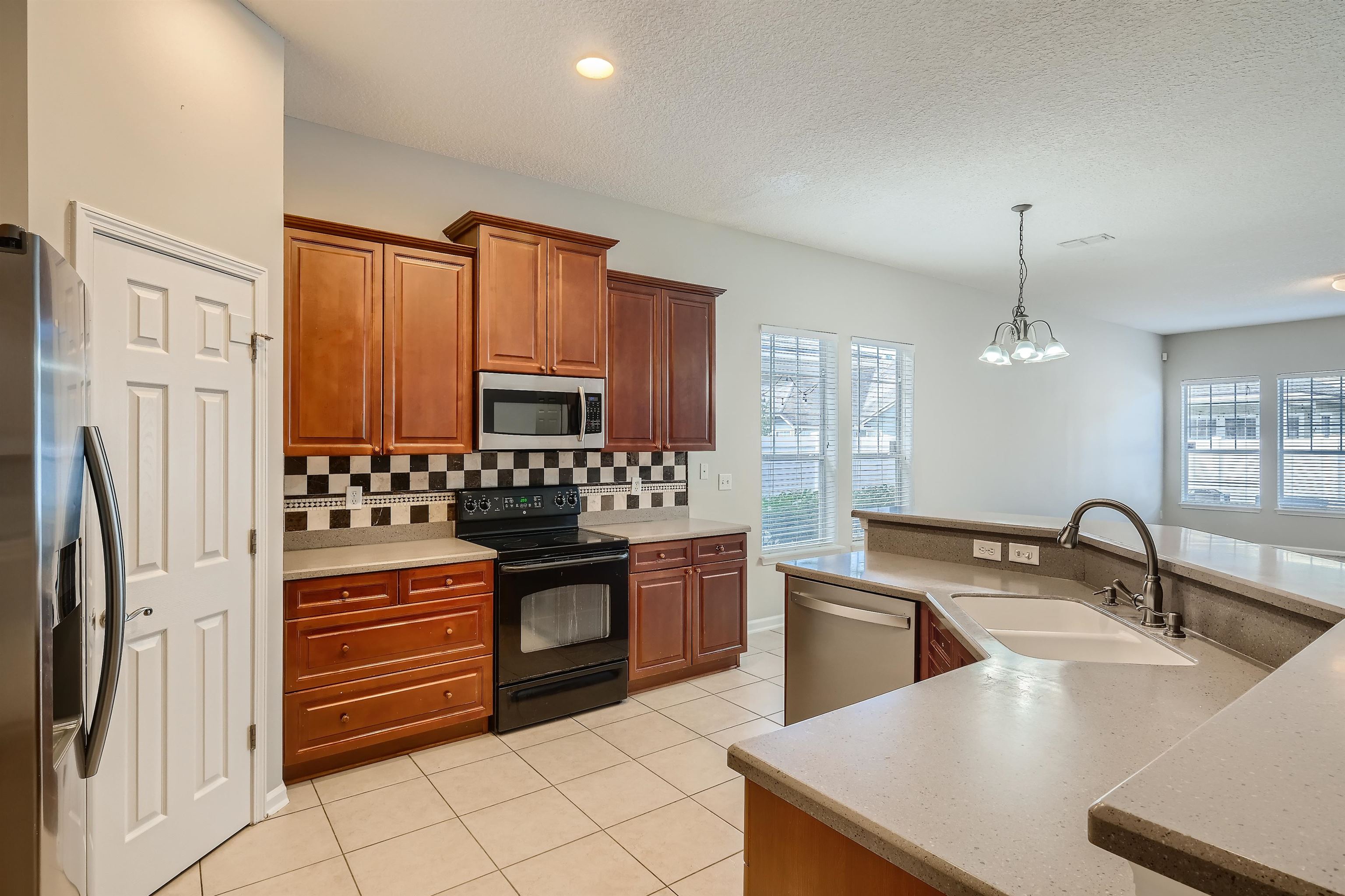 6333 Wedmore Road Jacksonville, FL 32258 - Photo 9 of 33 Gallery Image 9