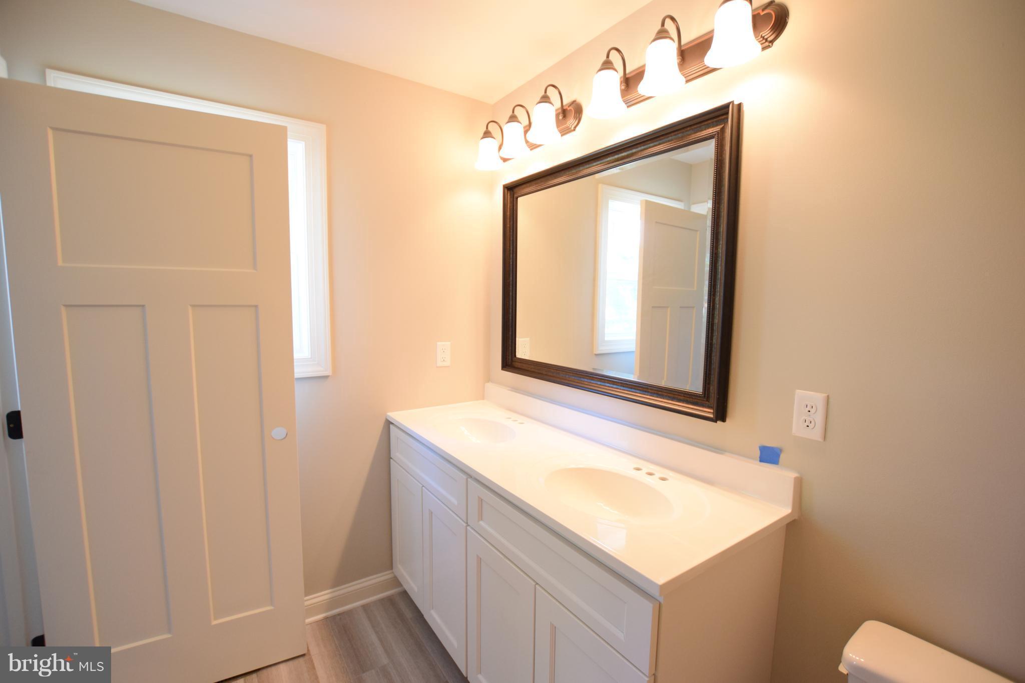329 Virginia Road Stevensville, MD 21666 - Photo 14 of 29 Bath (Master)