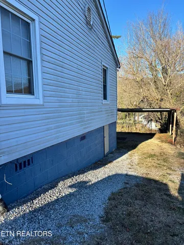 $165,000 | 206 Long Drive, Harriman, TN 37748