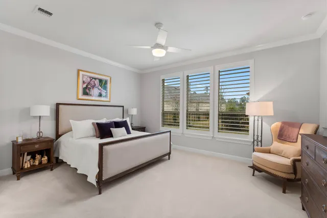 $739,900 | 205 Friesian Lane, The Woodlands, TX 77382