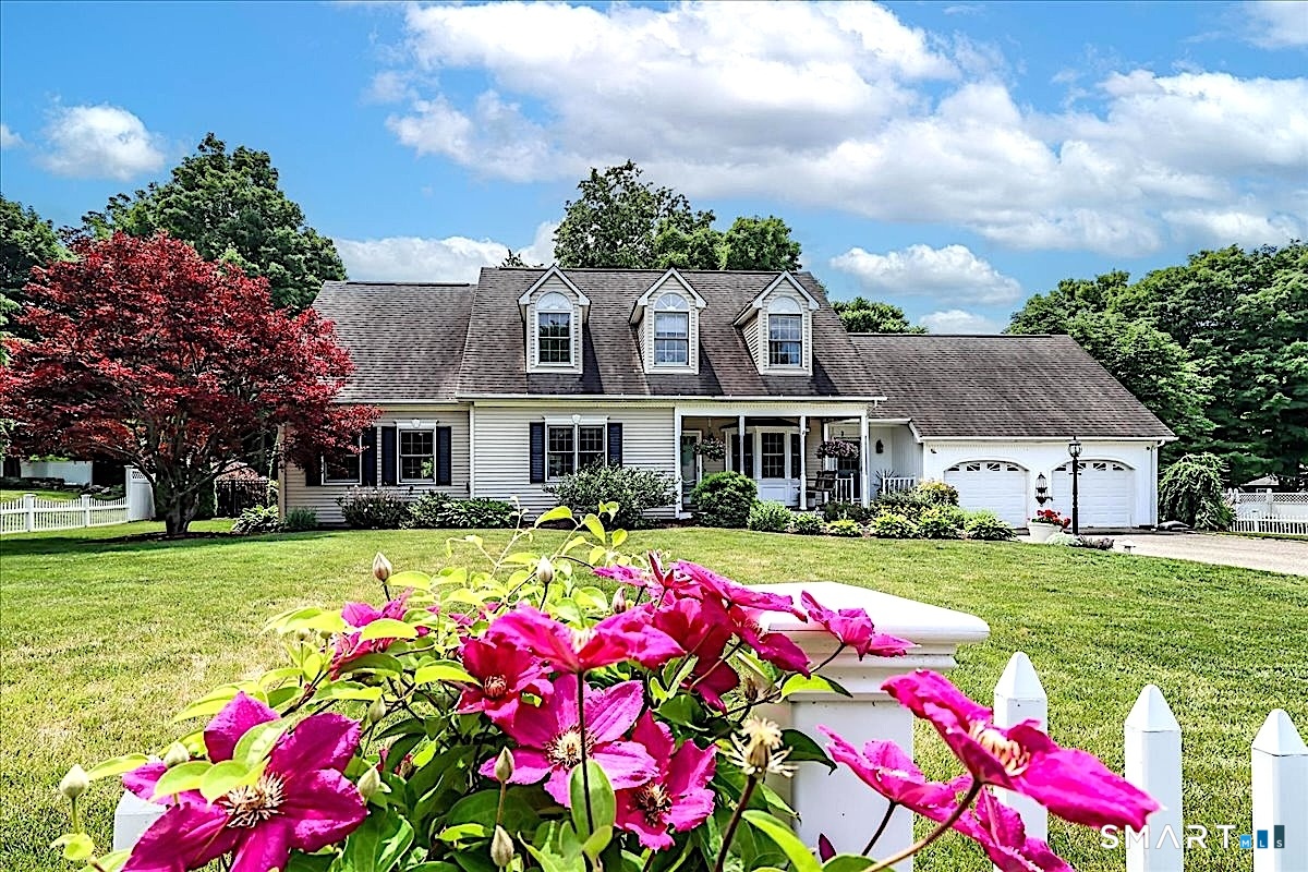 6 Elizabeth Street Newtown, CT 06470 - Photo 39 of 40 Imagine Yourself Living Here!