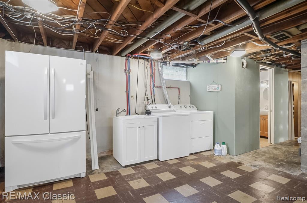 7218 Sterling Street Center Line, MI 48015 - Photo 21 of 27