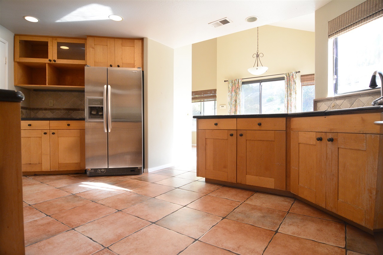 2989 Racetrack View Drive Del Mar, CA 92014 - Photo 6 of 25